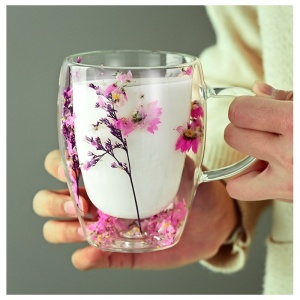 Cană cu flori roz uscate, pereți dubli, sticlă borosilicată, 300 ml