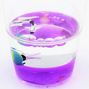 Pahar cu figurine plutitoare, violet, model cu navă spațială, 250ml