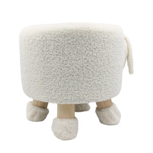 Taburet decorativ pentru camera copilului, în formă de miel, cu picioare din lemn și blăniță moale, culoarea alb, 36x28x27 cm, Arti Casa