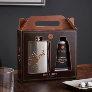 Men's gift set, MEN'S COLLECTION, Accentra, shower gel and stainless steel pocket flask.