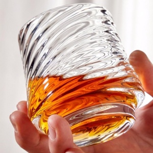 Pahar din sticlă borosilicată, pentru cafea, băuturi și whisky, model striat, 7.5 x 8 cm, eCarla, SZK200