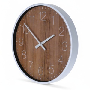 Ceas decorativ de perete, cu aspect de lemn și ramă albă, design modern