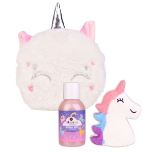 Set de baie pentru copii MAGICAL UNICORN în gentuță cosmetică de pluș, spumant de baie și bilă efervescentă cu parfum de căpșună