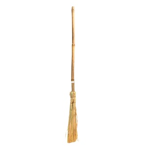 Mătură decorativă, de vrăjitoare, pentru Halloween, din paie, accesoriu costum și decor tematic, 90 cm