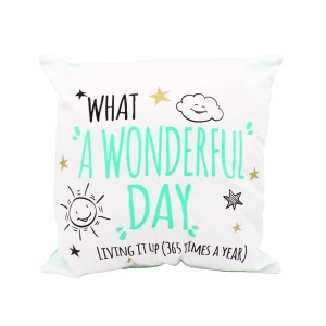 Pernă personalizată cu mesaj, Nekupto - "What a Wonderful Day", 30x30 cm, bumbac
