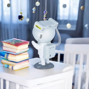 Proiector cer înstelat LED, astronaut, cu telecomandă, 21,5 cm, Ecarla