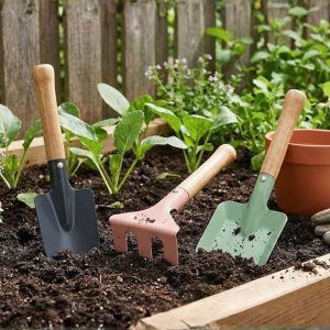 Set of 3 metal and wood gardening tools for children, pastel colors, 20 cm