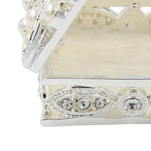 Cutie Bijuterii Pătrată 5x5 cm cu Flori, Perle și Strasuri AZAY – Casetă Bijuterii Elegantă, Cutie Inel, Cutie Cadou Femei cu Ambalaj Premium