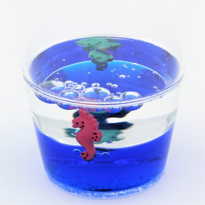 Pahar cu figurine plutitoare, albastru, model cu căluți de mare, 250ml