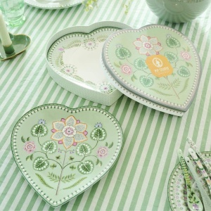 Set 2 farfurii, formă de inimă, Pip Studio, Light Green, 21.5 cm, colecția Lily & Lotus