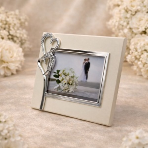 Ramă Foto AZAY cu Inimi și Cristale, 15x10 cm, Ramă Foto Romantică pentru Cuplu, Cadou Nuntă / Aniversare, Cutie Cadou Inclusă