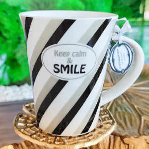 Cană din porțelan personalizată cu mesaj "Keep calm and SMILE" - Img 3