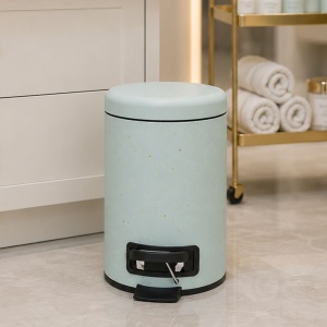 Pedal trash can, 3L capacity, pastel green with gold accents, 17x25.5 cm