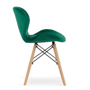 Scaun Jumi tapițat cu catifea verde smarald, picioare din lemn de fag, design scandinav