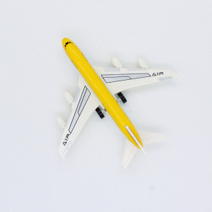 Avion galben de jucărie sistem pull-back