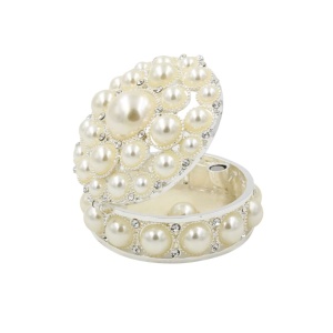 Cutie Bijuterii Rotundă 5 cm cu Perle și Strasuri AZAY – Casetă Bijuterii Elegantă, Cutie Inel, Cutie Cadou Femei Premium cu Ambalaj