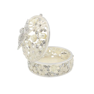 Cutie Bijuterii Rotundă 5 cm cu Fluture, Flori și Strasuri AZAY – Casetă Bijuterii Elegantă, Cutie Inel, Cutie Cadou Femei cu Ambalaj Premium