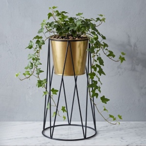 Ghiveci decorativ metalic, cu suport, pentru plante, culoare auriu/negru, 16x16x28 cm
