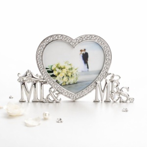 Ramă Foto Nuntă „Mr & Mrs” în Formă de Inimă cu Strasuri, 10x10 cm, AZAY – Cadou pentru Miri, Cuplu, Aniversare, Valentine’s Day, Decor Romantic Argintiu