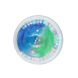 Pahar cu inserție de pene mov, verzi și biluțe colorate pastel, pereți dubli, sticlă borosilicată, 200 ml, Aurora Bloom
