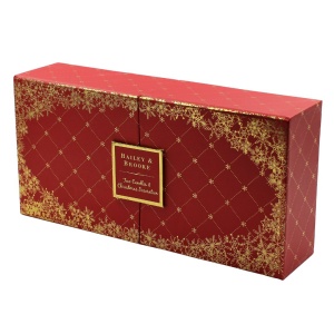 Set Cadou Bailey & Brooke – Lumânări Parfumate și Decorațiune Moș Crăciun