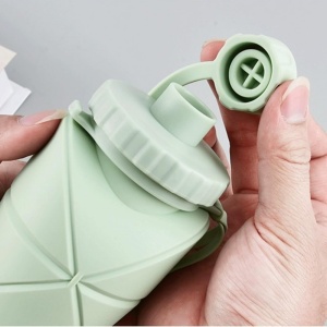 Sticlă apă pliabilă, Ecarla, silicon, 600ml, verde, fără BPA, ușor de transportat