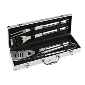 Set ustensile pentru grătar BBQ, 4 piese din inox, cu valiză din aluminiu, 43 cm