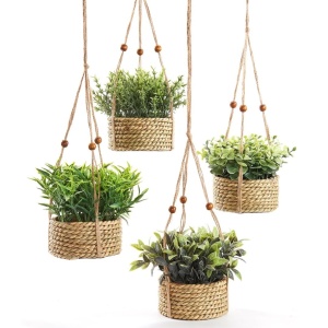 Plantă artificială Tarhon 11 cm în ghiveci suspendat tip coș împletit, cu agățătoare – decor rustic cu plante aromatice pentru interior