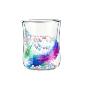 Double-walled borosilicate glass cup with an insert of purple and green feathers and pastel-colored beads, 200 ml, Aurora Bloom