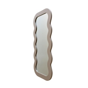 Oglindă decorativă cu ramă ondulată – 37x80 cm, sticlă + cadru MDF, gri