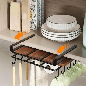 Organizator de bucătărie, suspendat, din metal, cu raft și cârlige pentru ustensile și căni, Ecarla, culoarea negru, 25×25 ×9,7 cm, OR116CZ