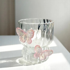 Pahar din sticlă borosilicată, cu pereți ondulați și fluturași roz, 260 ml, eCarla, SZK161