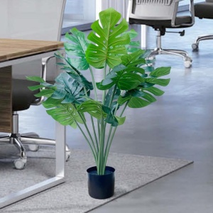 Plantă artificială Monstera 86 cm, cu detalii realistice, bogată în frunze verzi, aspect natural, ghiveci negru inclus