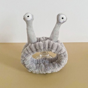 Bentiță cosmetică tip melc – plușată și moale, Ecarla, 20x5 cm, gri