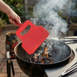 Evantai grătar BBQ 31 cm, ventilator manual aprindere cărbuni, plastic rezistent, roșu