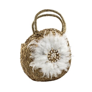 Geantă Boho din Fibre Naturale cu Scoici și Pene – Hoff Interieur, alb