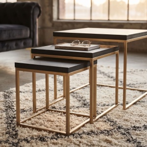 Set 3 măsuțe de cafea suprapozabile, lemn masiv de mango și cadru metalic auriu, negru/auriu, 40x40x42,5 cm, 35x35x35,5 cm, 30x30x34 cm