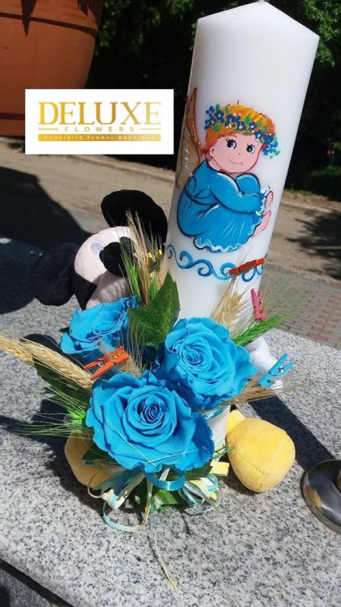 Lumanare botez pictata cu trandafiri criogenati si Mickey