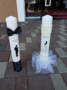 Lumanari nunta personalizate cu rochie si papion