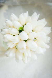 Buchet mireasa cu lalele albe B11