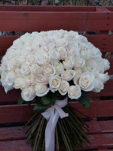 Buchet 101 trandafiri ivory