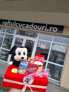 Pachet cadou copii Mickey Sf. Nicolae, Aniversare, Sf. Andrei, Craciun