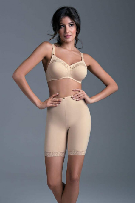Short modelator Lisca Manja