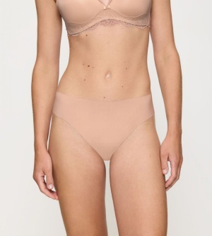 Chilot cu acoperire medie, dantelă delicată,Triumph Pretty Micro Tai - Img 2