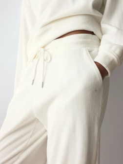 Pantaloni de casă din catifea reiată, Triumph Velour Rib Trousers Crem - Img 3