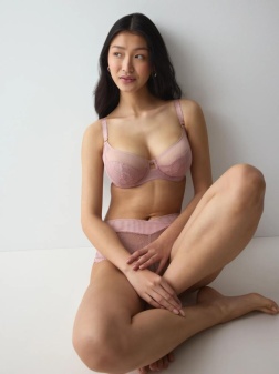 Sutien cu armătură, Triumph Love in Lace W Roz - Img 4