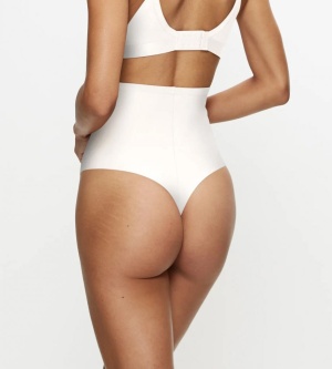 Triumph Shape Smart Highwaist String Ecru - Img 2
