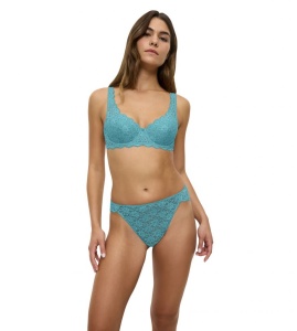 Chilot din dantelă răscroit, Triumph Amourette Highleg Tai - Img 6
