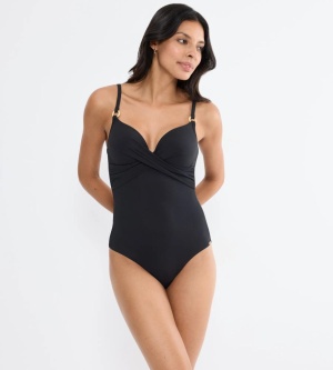 Costum de baie întreg cu cupe buretate și armătură, Triumph Summer Twist OWP 01 Negru