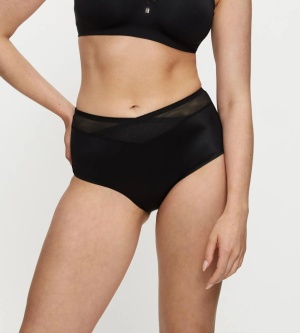 Chilot modelator cu talie înaltă, fără cusături vizibile, Triumph True Shape Sensation Maxi Negru